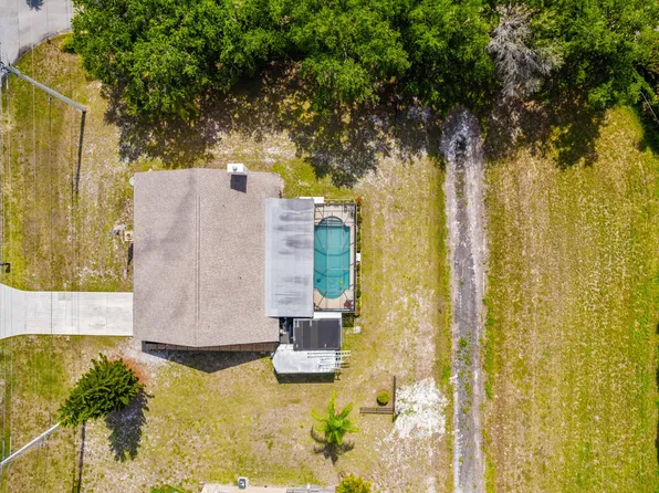 2580 SW Bayshore Blvd, Port St. Lucie, FL 34984