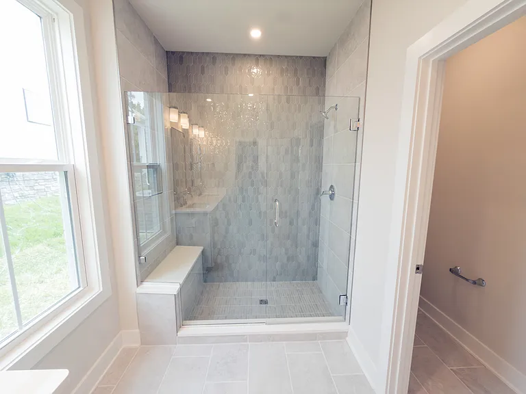 828 Silva Loop — Photo 16