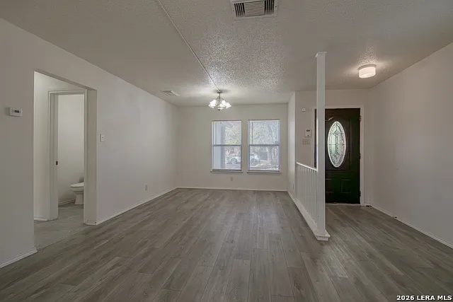 8166 Cheryl Meadow Dr — Photo 7