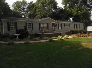 106 Ashley St, Iva, SC 29655