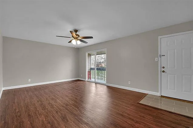 Building Photo - 1108 Olive Village Ct