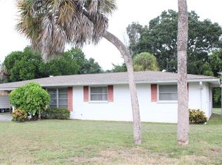 7327 Cass Cir, Sarasota, FL 34231