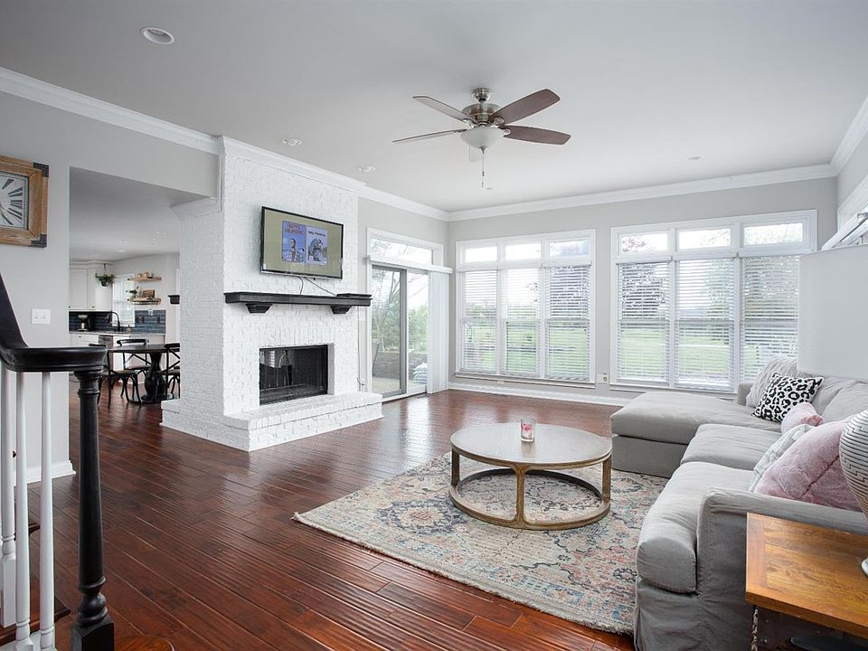1st image of 1004 Chetford Dr