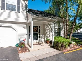 275 Butternut Ln E, Streamwood, IL 60107