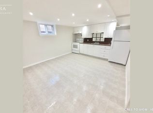 10 Basildon Cres #2, Toronto, ON M1M3E2