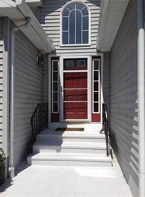 2nd image of 6 Elizabeth Dr