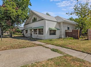 304 N Catherine St, Terrell, TX 75160