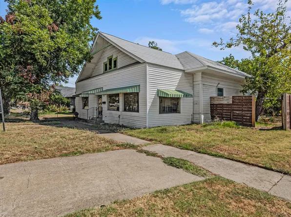 304 N Catherine St, Terrell, TX 75160
