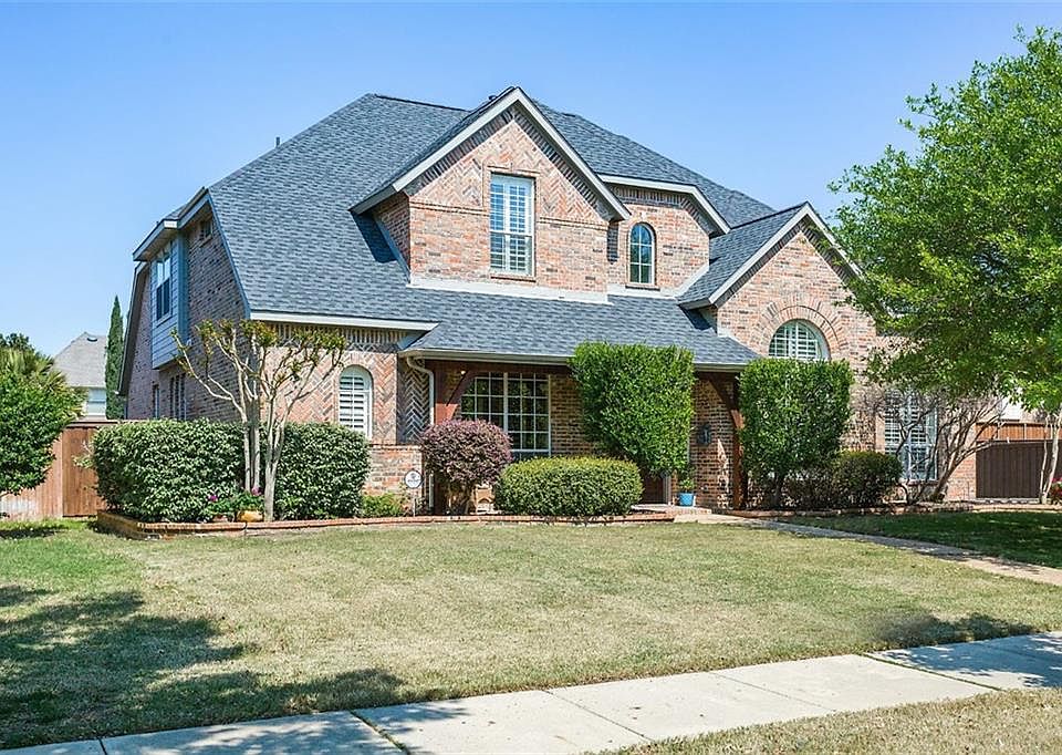 1st image of 2617 Merlin Dr