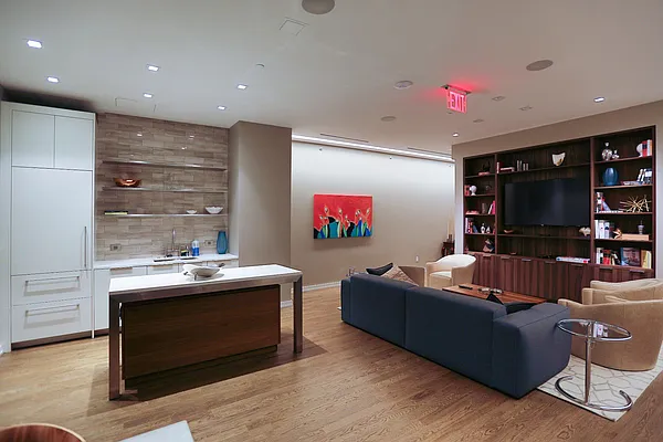 Rented by Keller Williams NYC | media 8