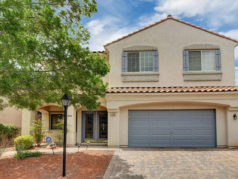 469 Annotto Bay St — Photo 45