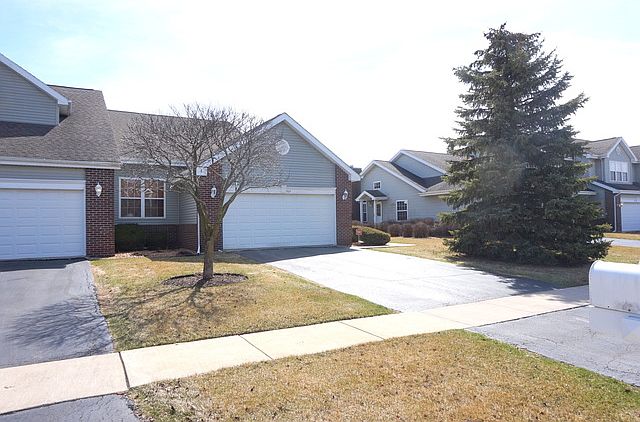 1st image of 707 Pelican Ln