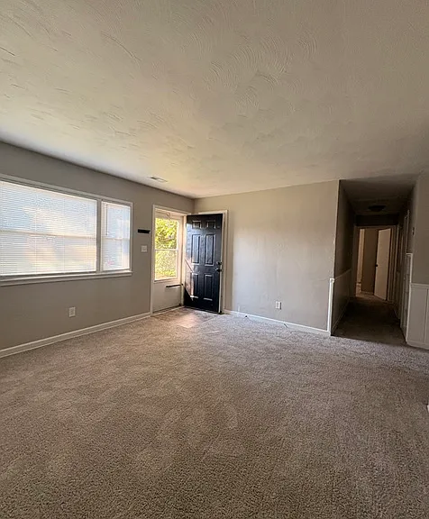 15 Culpepper Ave — Photo 2