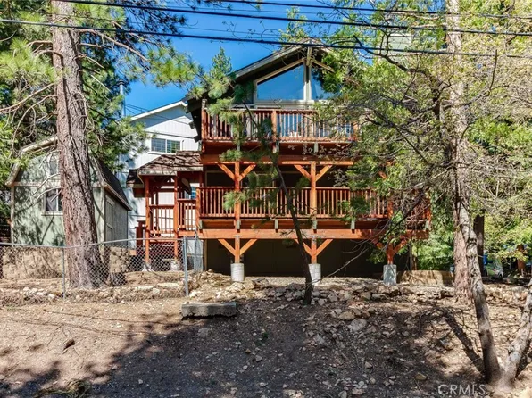 31141 Mountain Oak Dr, Running Springs, CA 92382