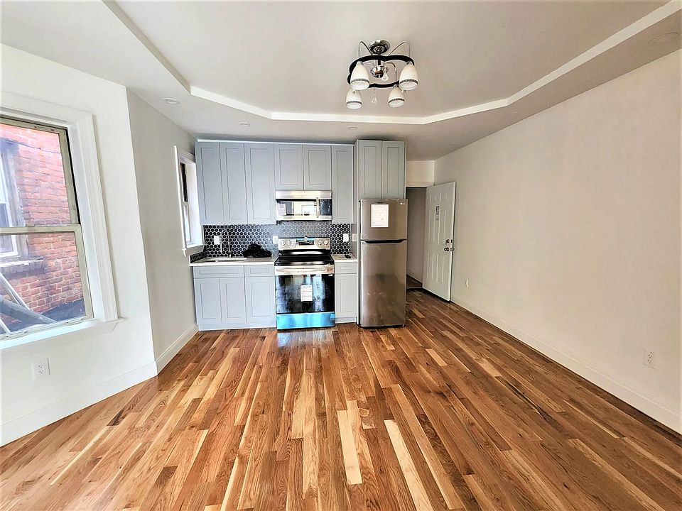 19312 Linden Blvd Saint Albans NY Zillow