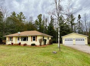 W5850 Birch Creek Rd, Menominee, MI 49858