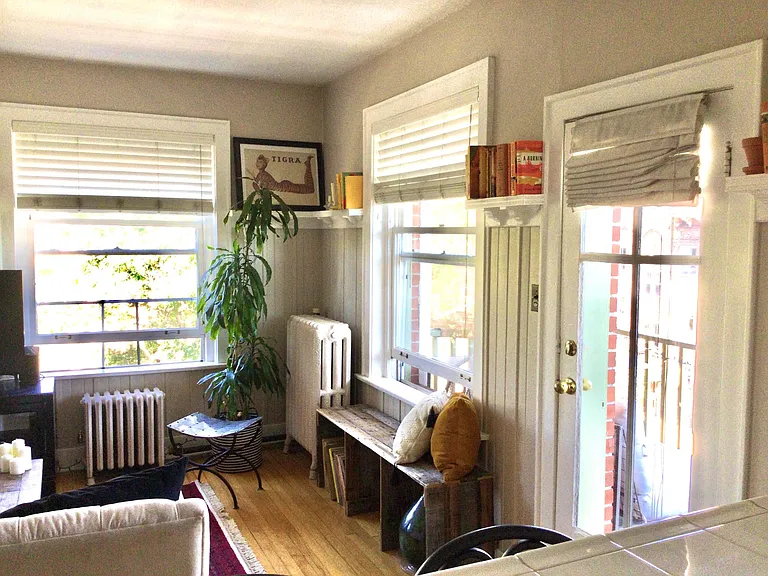 1376 N Pearl St #301 — Photo 19