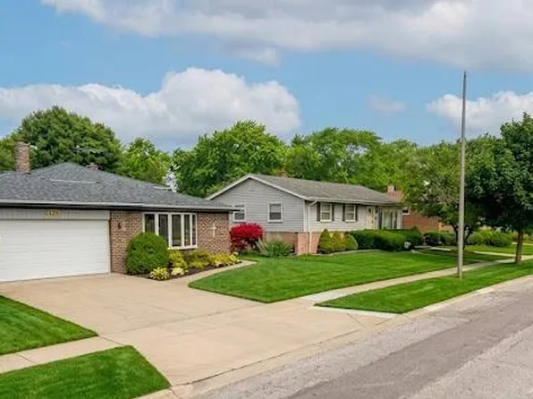 852 Tonne Rd, Elk Grove Village, IL 60007