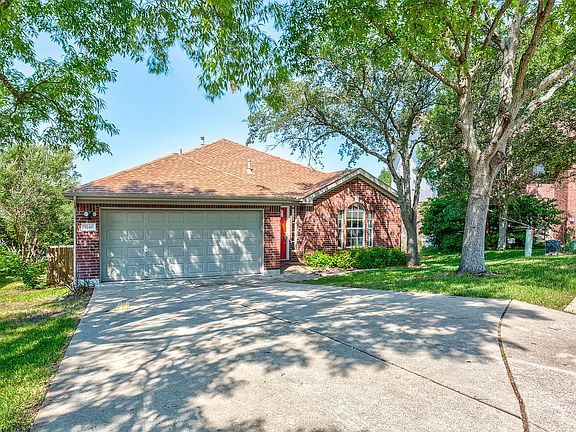 3rd image of 3740 Top Rock Ln