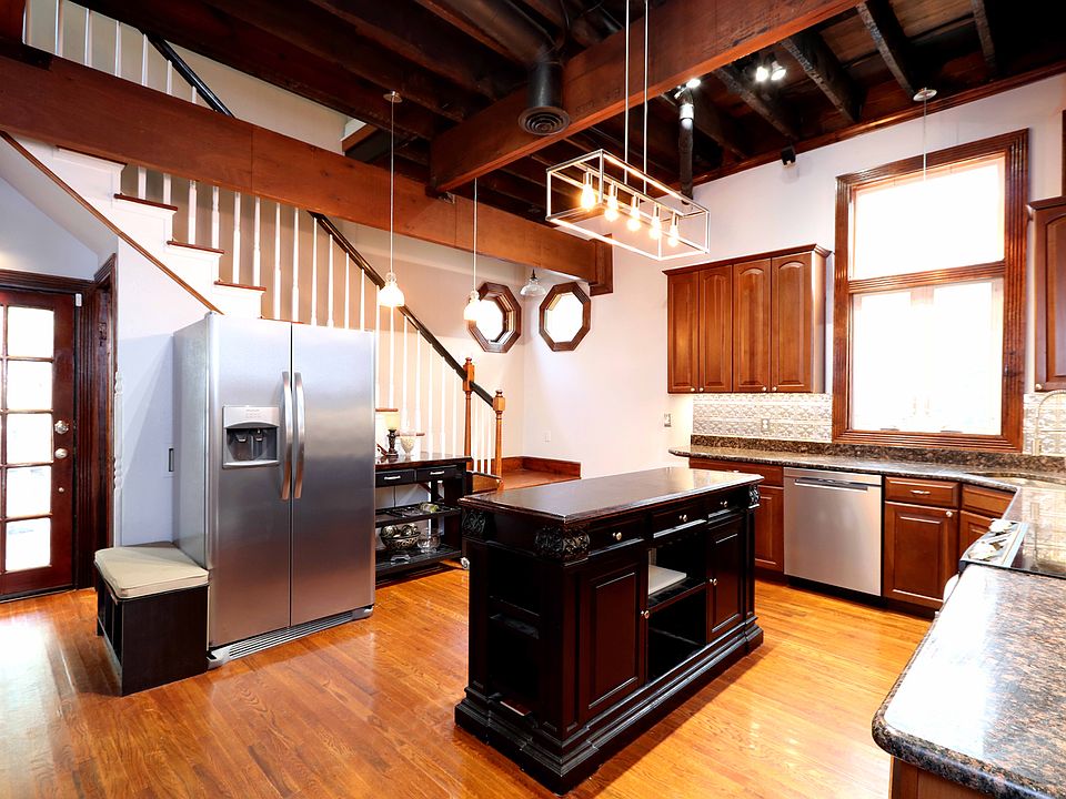 1st image of 501 N 31st St
