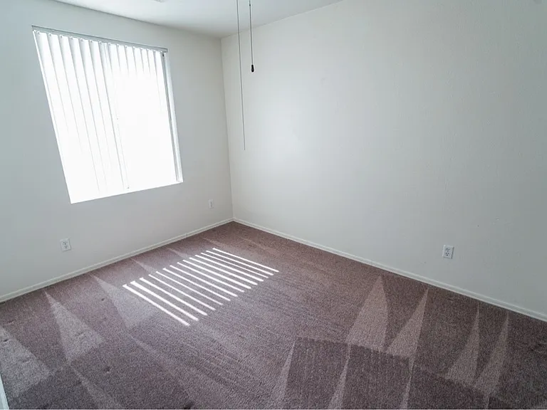 2065 W 20th Ave — Photo 9