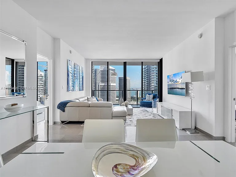 88 SW 7th St #2709 — Photo 11