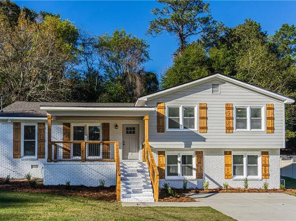 1500 Nottingham Dr, Phenix City, AL 36867