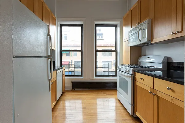 Rented by Berman Realty | media 22