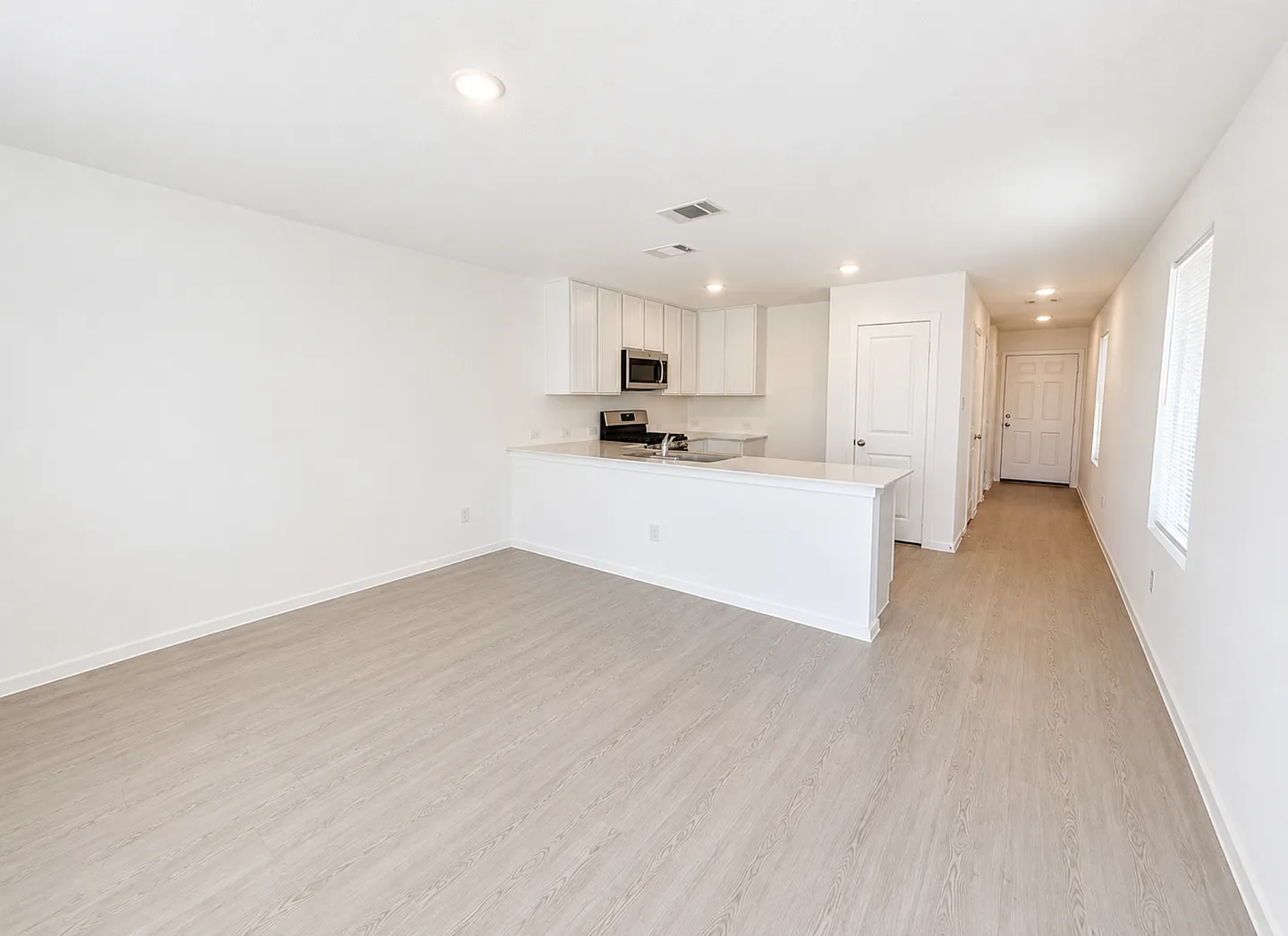 6506 Dali Bend, San Antonio, TX 78263 | Home for Rent 78263 — Photo 3