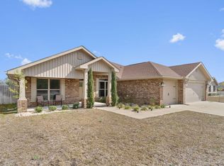 5779 Dogwood Dr E, Crestview, FL 32539