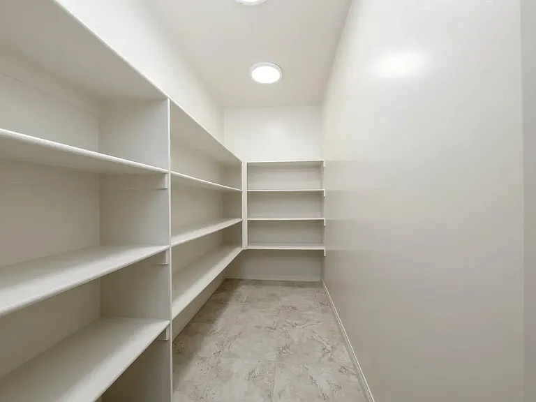 2624 Oakley St — Photo 13
