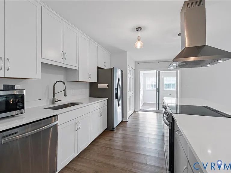 7905 Tamarind Dr — Photo 12