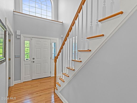 3rd image of 4 Anusesky Lane