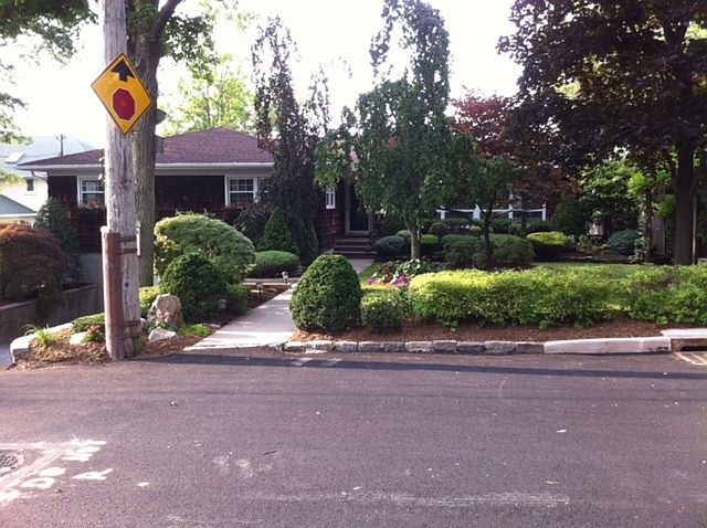 1st image of 147 Browning Ave