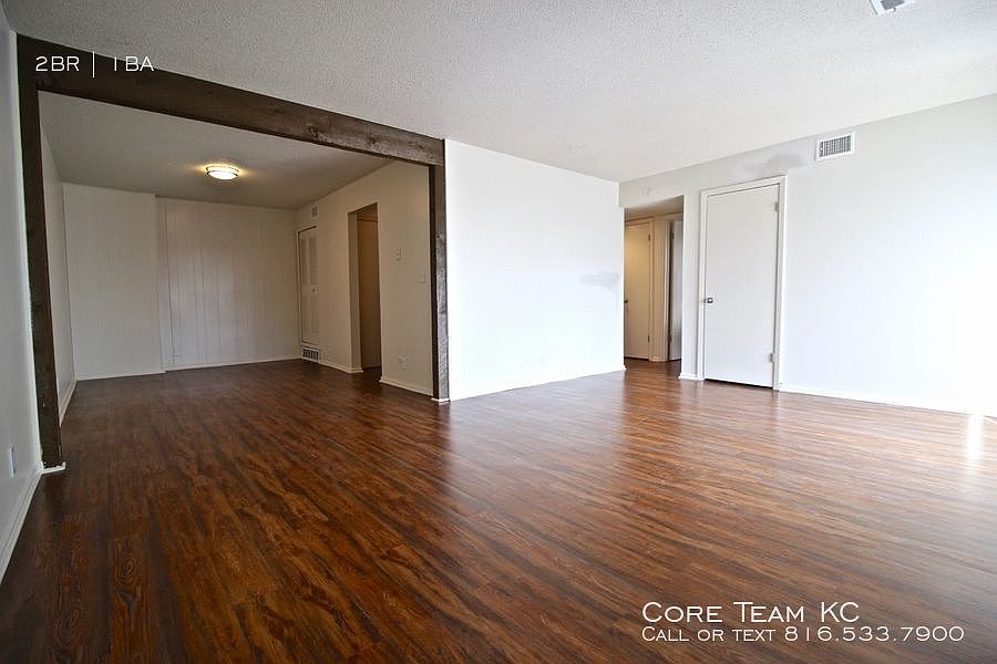 1st image of 3921 Clark Ave #2