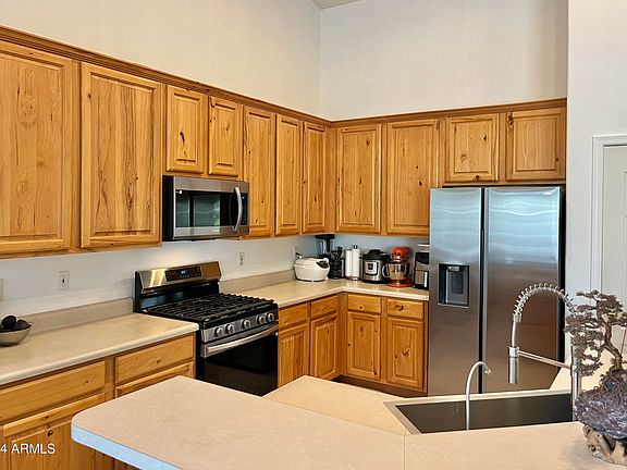 4th image of 12205 W BUCHANAN Street