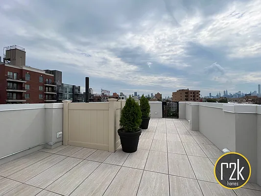 Rented by Realty 2000 Corp | media 30