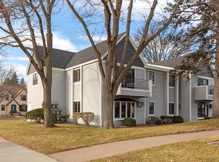 4010 E 52nd St APT 210, Minneapolis, MN 55417
