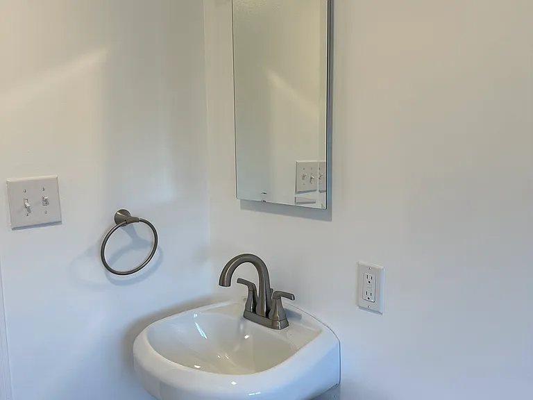 475 Serpentine Dr — Photo 11