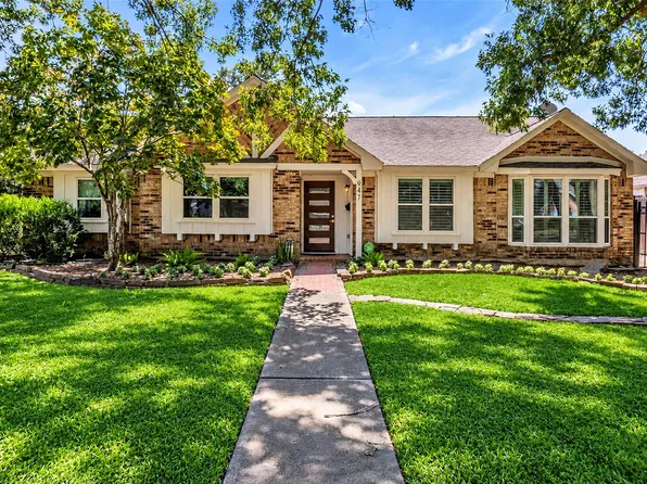 947 Thornton Rd, Houston, TX 77018