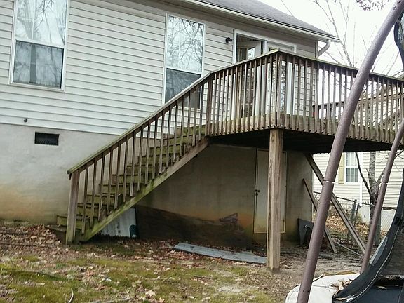 Deck on Back of home