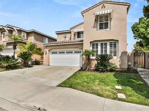 3rd image of 925 Yosemite Dr