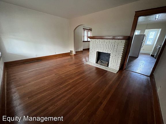 5th image of 538 E Prospect St SE
