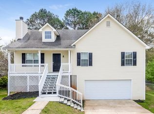 1422 N Hampton Dr, Hampton, GA 30228