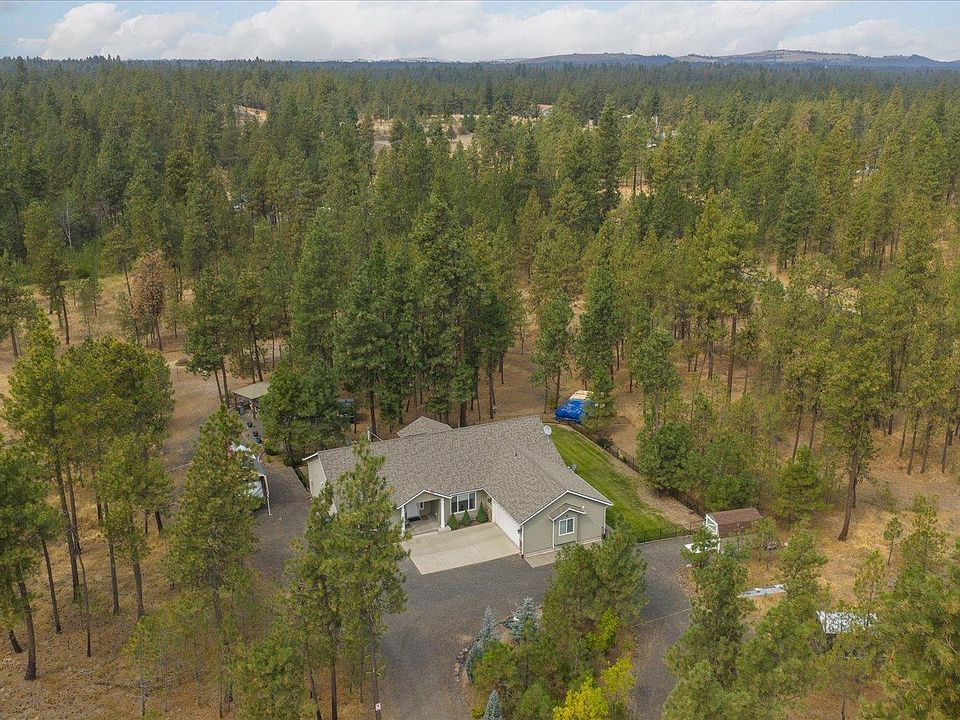 1st image of 18206 S Hanson Pond Ln