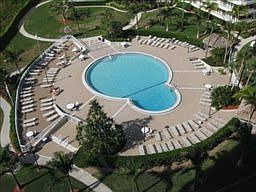 3rd image of 380 Seaview Ct APT 1110