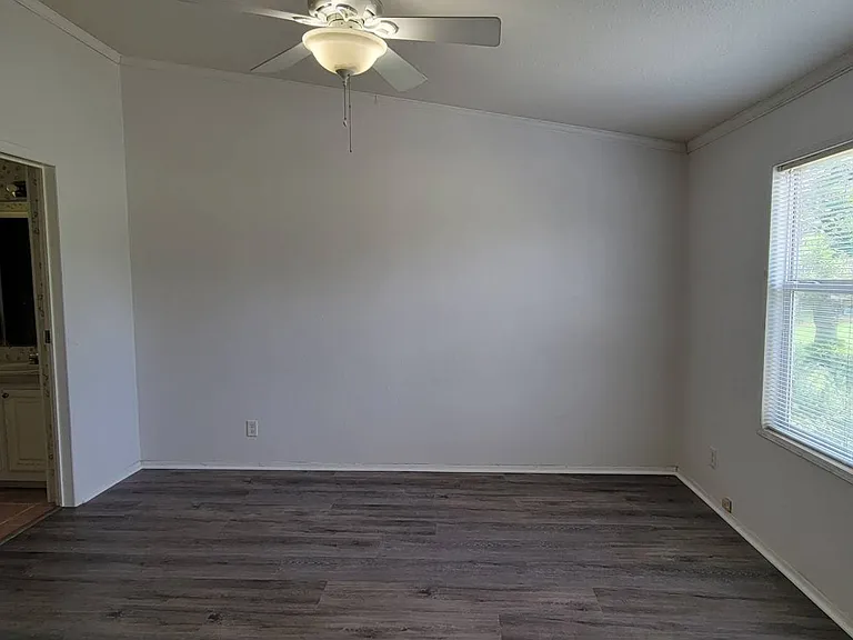 497 Fermin Ln — Photo 8