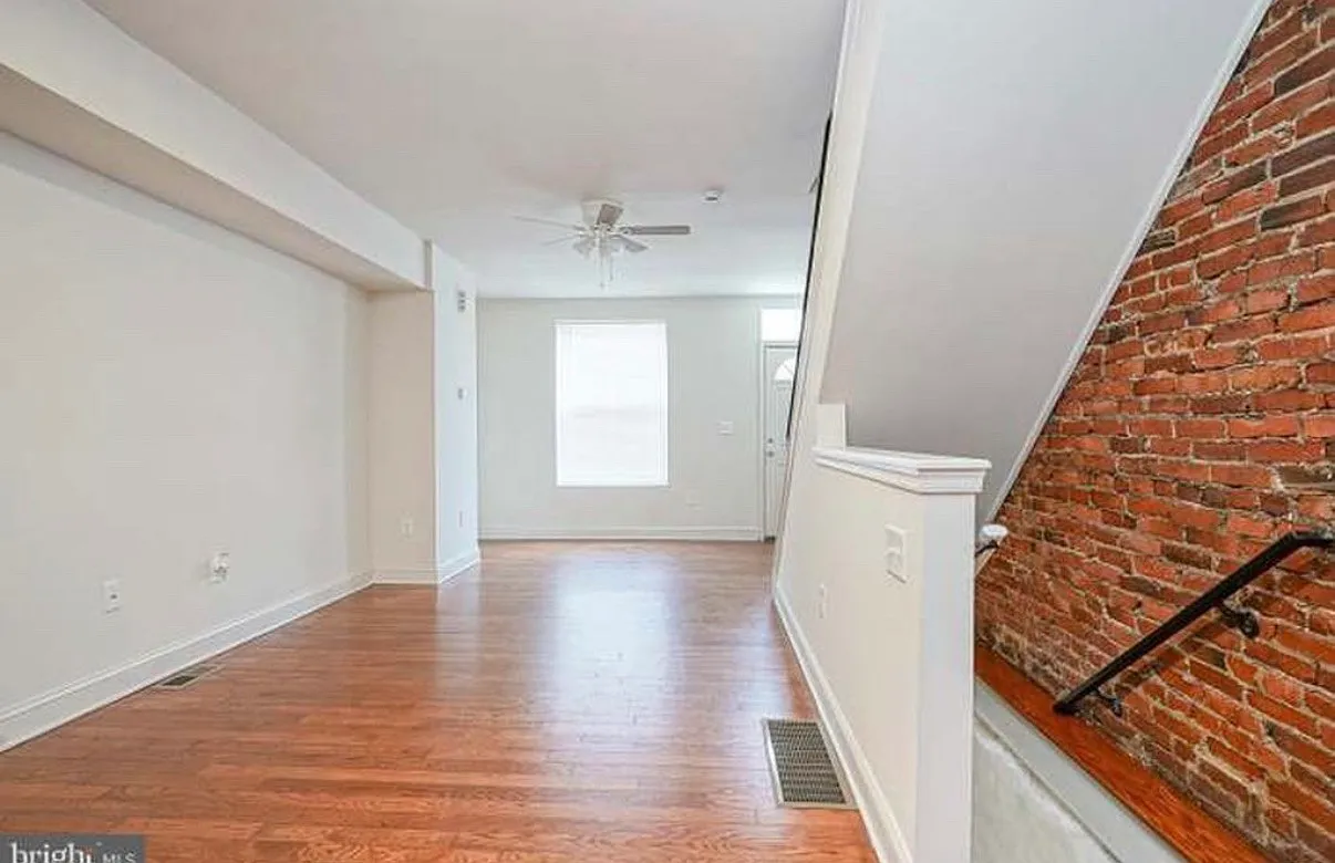 4 bed, 1120 sqft, $1,850 — Photo 4