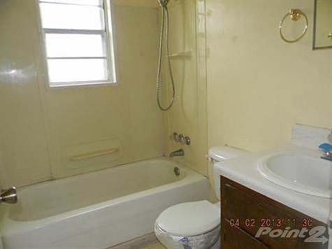4th image of 5119 Karen Dr