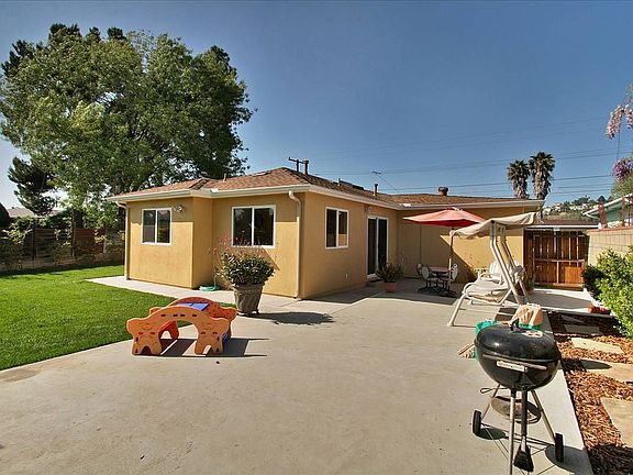 4th image of 6617 Julie St